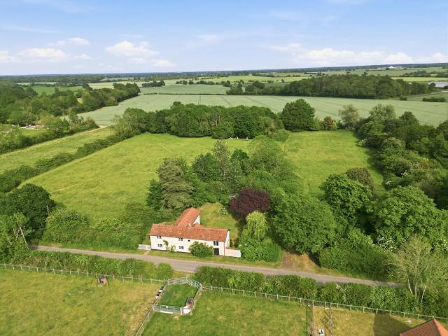 House for sale in Bedingfield, Suffolk