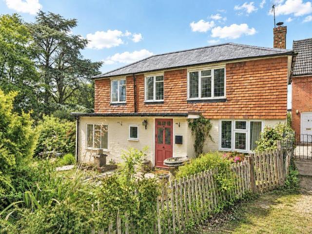 House for sale in Fox's Hill, New Forest