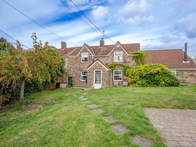 House for sale in Warmley, Siston
