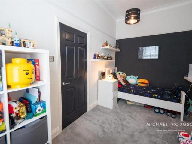 Cottage for sale in Barnes, Greater London