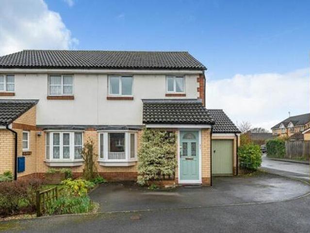 House for sale in Aldershot, Hampshire