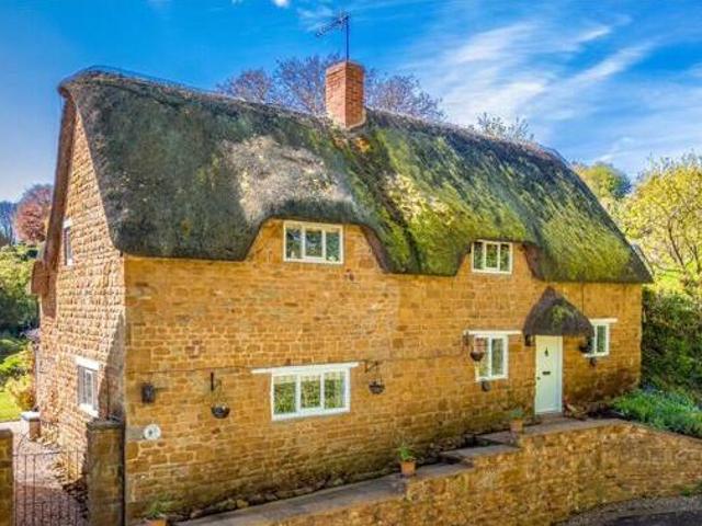 House for sale in Evershot, Oxfordshire