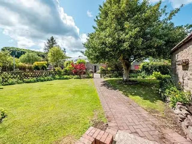 House for sale in Bonnyton