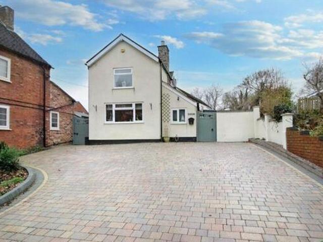 House for sale in Lyons, Greater London