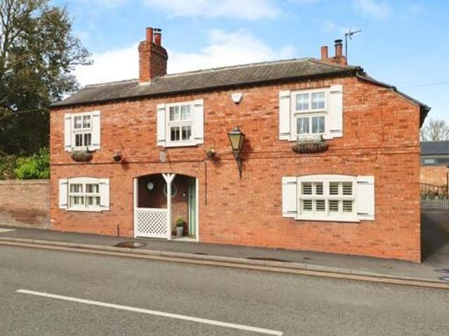 House for sale in Carcroft, Doncaster