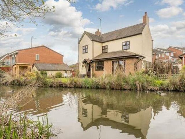 House for sale in West Midlands