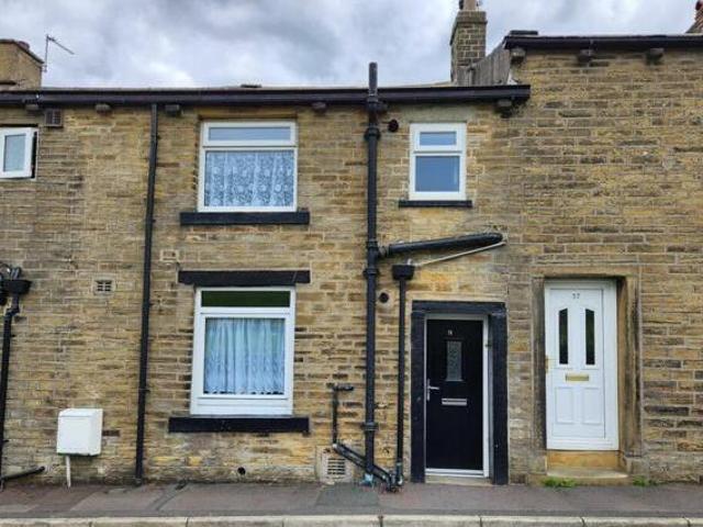 House for sale in Halifax, West Yorkshire