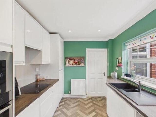 Cottage for sale in Barnes, Greater London