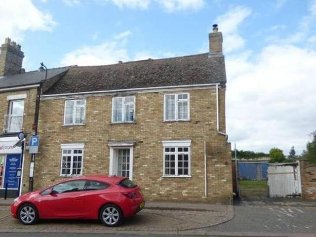 House for sale in Cambridgeshire and Peterborough, England