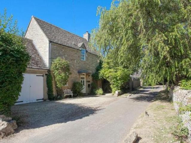 House for sale in Evershot, Oxfordshire