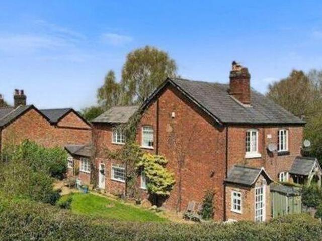 House for sale in Knutsford