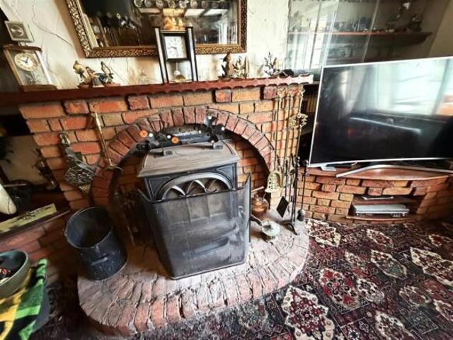 Cottage for sale in Westhoughton, Lee Bank