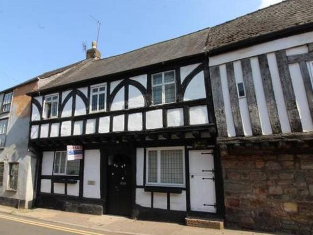 House for sale in Gloucestershire