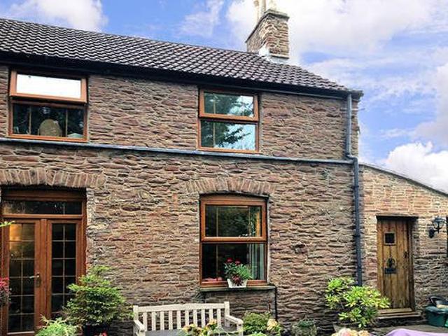 House for sale in Gloucestershire