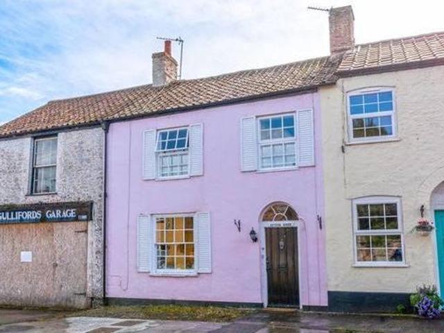 House for sale in Lyons, Greater London