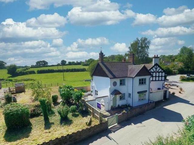 House for sale in Baswich, Staffordshire