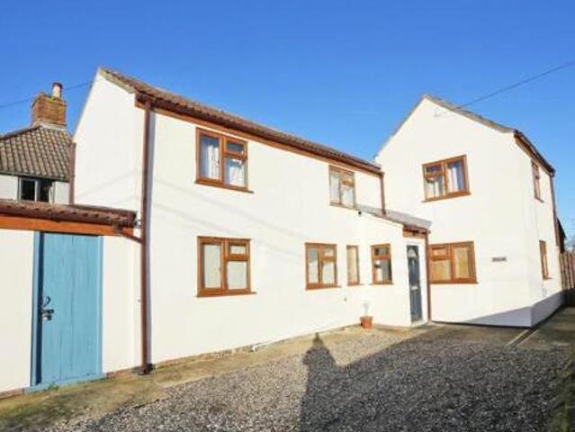 House for sale in Lyons, Greater London