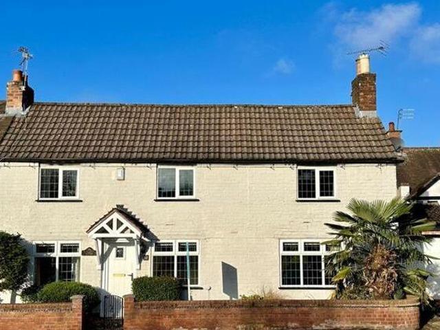 House for sale in Tettenhall, West Midlands