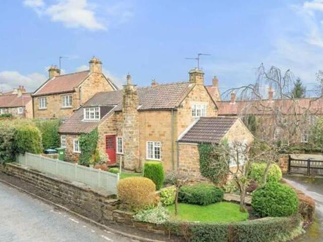 House for sale in Thirsk, North Yorkshire