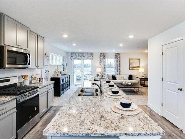 House for sale in Cottage Grove, Minnesota