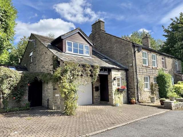 Cottage for sale in Little Padfield, Charlesworth