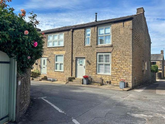 Cottage for sale in Lee Bank, Greater Manchester