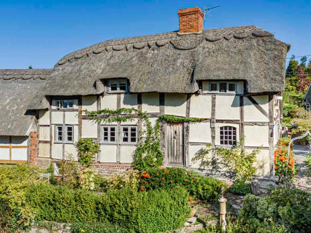Cottage for sale
