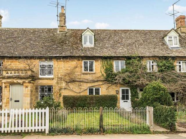 Cottage for sale in Black Bourton, Oxfordshire