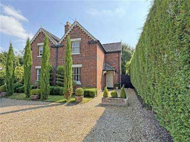Cottage for sale in New Bilton, Warwickshire