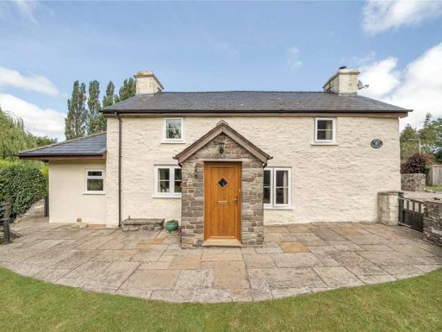 Cottage for sale in Three Cocks, Wales