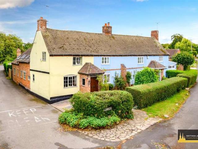 Cottage for sale in New Bilton, Warwickshire