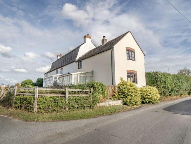 Cottage for sale in Pamington, Gloucestershire