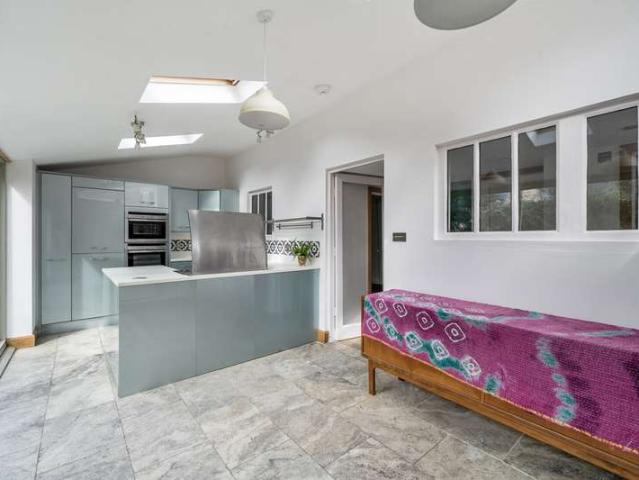 Cottage for sale in Chipping Norton, Black Bourton