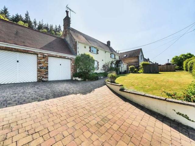 Cottage for sale in Longbridge Deverill, Crockerton