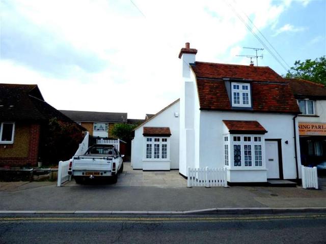 Cottage for sale in Barling, Essex