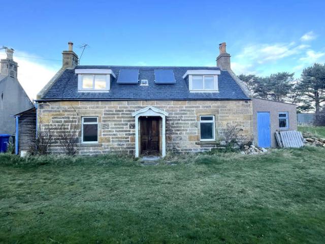 Cottage for sale in Findhorn, Scotland