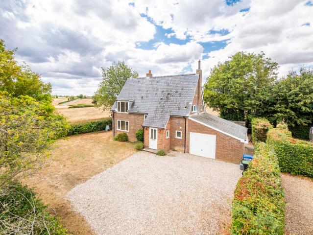 Cottage for rent in Chelmondiston, Suffolk