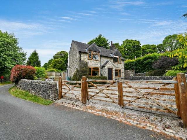 Cottage for sale in Kingsley Moor, Staffordshire