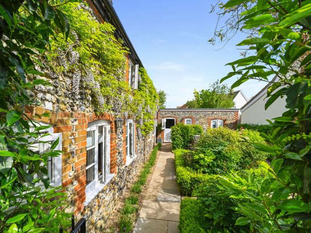 Cottage for sale in Burthorpe, Chedburgh