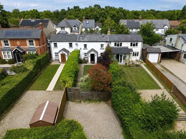 Cottage for sale in Burghfield Common, West Berkshire