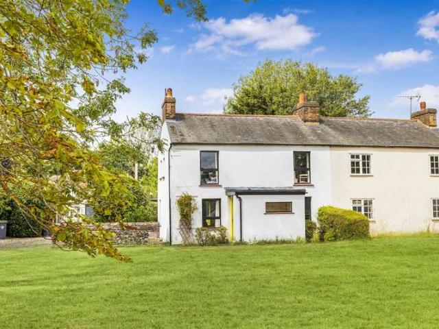Cottage for sale in Duton Hill, Essex