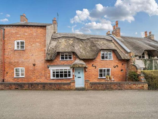 Cottage for sale in Stanford On Avon, Leicestershire