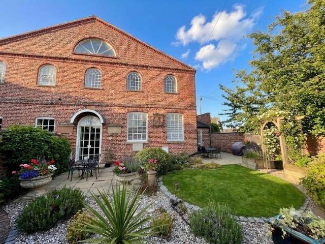 Cottage for sale in Green Park, Milton Keynes