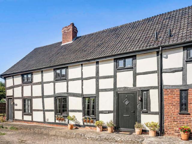 Cottage for sale in Luston