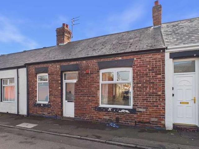 Cottage for sale in Pallion, Tyne And Wear