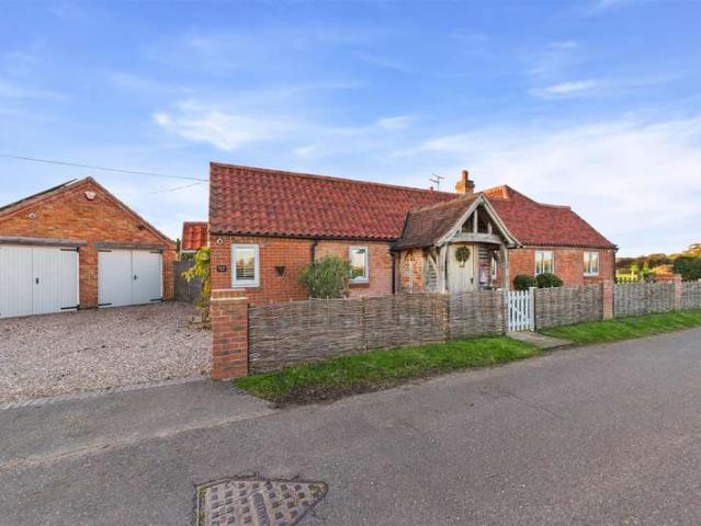 Cottage for sale in Little Carlton, Newark and Sherwood