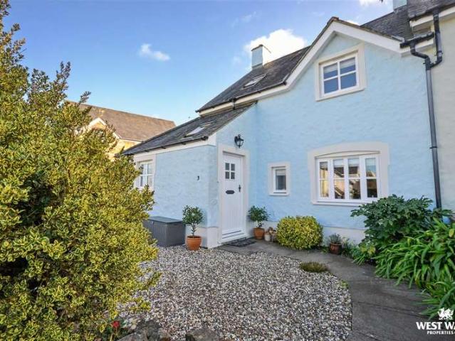 Cottage for sale in Newport, Wales