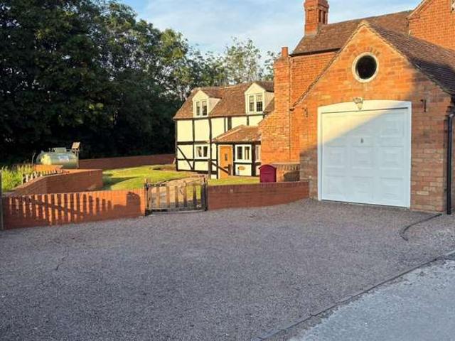 Cottage for sale in Forthampton, Worcestershire
