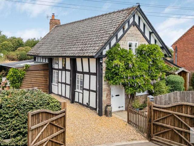 Cottage for sale