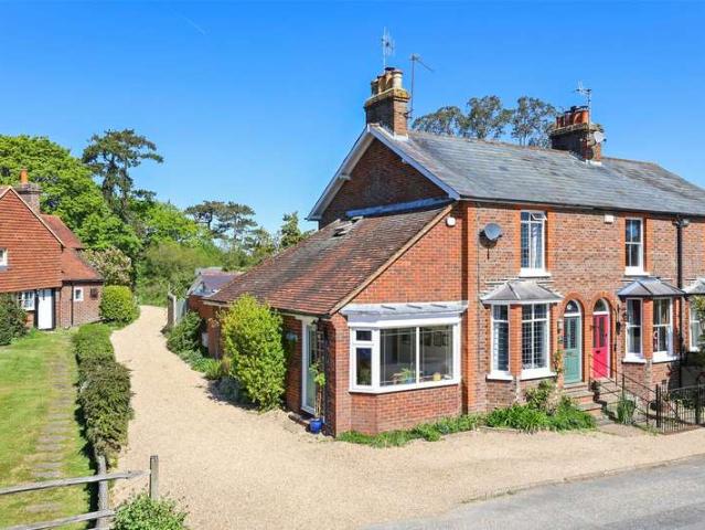 Cottage for sale in Pachesham Park, Surrey